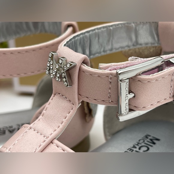 Michael Kors Girl’s Tilly Butterfly Sandals - Picture 16 of 16